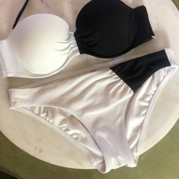 😎 🖤 VS Bikini 🖤 - Picture 10 of 10